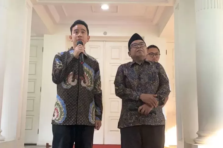 Gibran Dijadwalkan Berkumpul Jokowi ke Istana Kepresidenan Waktu senja Ini adalah adalah