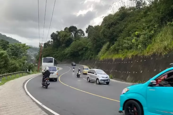 Mudik Lewat Jalur Lingkar Gentong, Hal ini Cara Taklukkan Tanjakan dengan Mobil