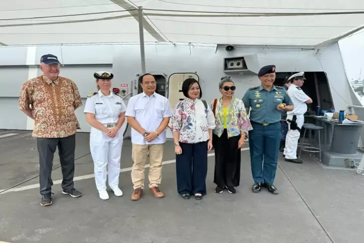 Kapal Perang Tromp Belanda Bersandar di pada Jakarta, Pengamat: TNI AL Harus Bangun Kekuatan Alutsista