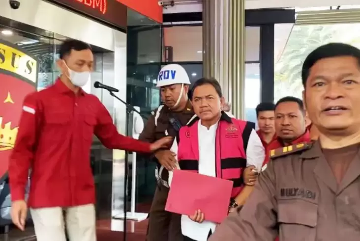 Kasus BTS Kominfo, Mantan Anggota BPK Achsanul Qosasi Dituntut 5 Tahun Penjara