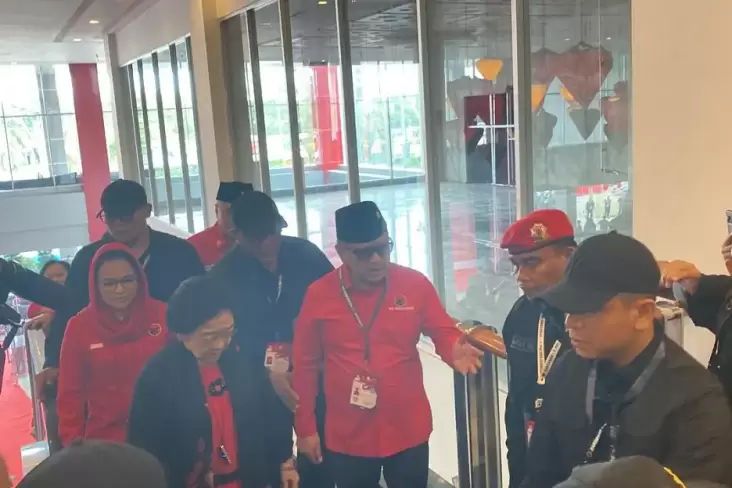 Megawati Tiba ke Lokasi Rakernas V PDIP